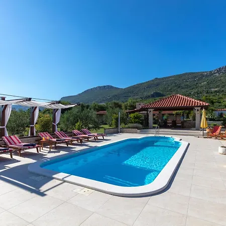 Orhid Near Split, Heated Pool Villa *