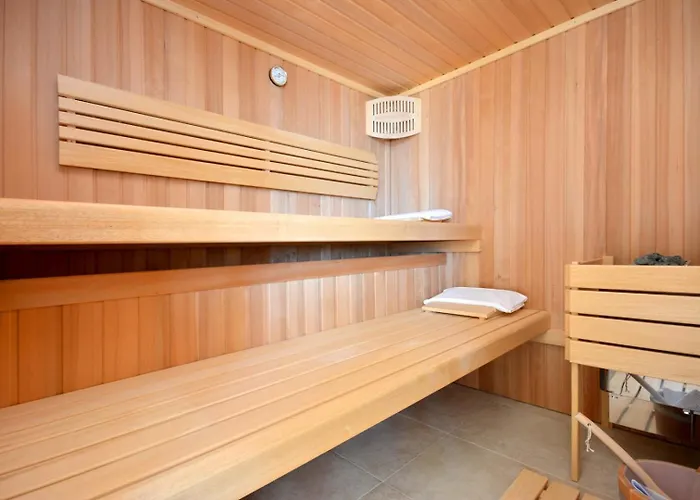 Orhid Near Split, Heated Pool *
