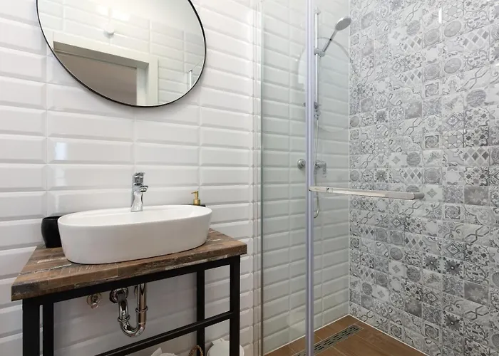 Villa Orhid Near Split, Heated Pool